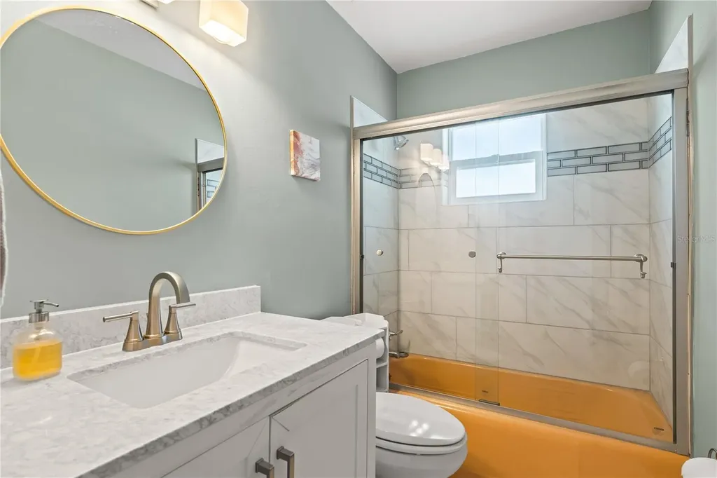 6227 Columbia Drive Bradenton FL 34207