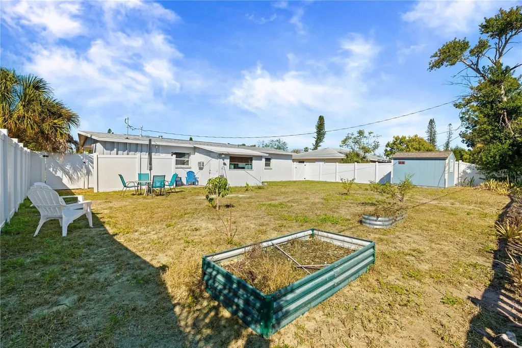 6227 Columbia Drive Bradenton FL 34207