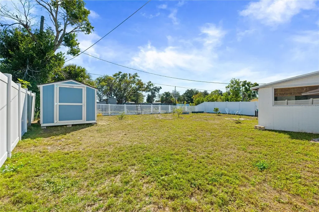 6227 Columbia Drive Bradenton FL 34207
