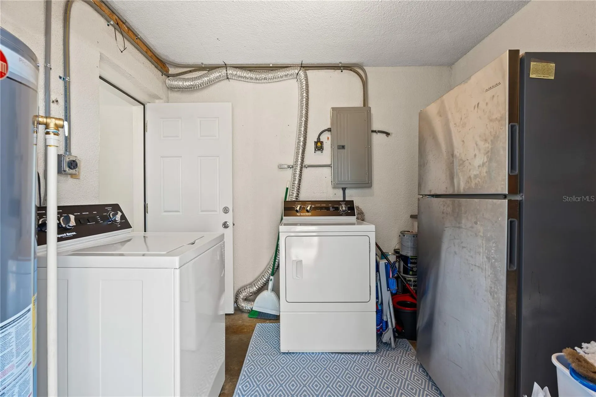 6227 Columbia Drive Bradenton FL 34207