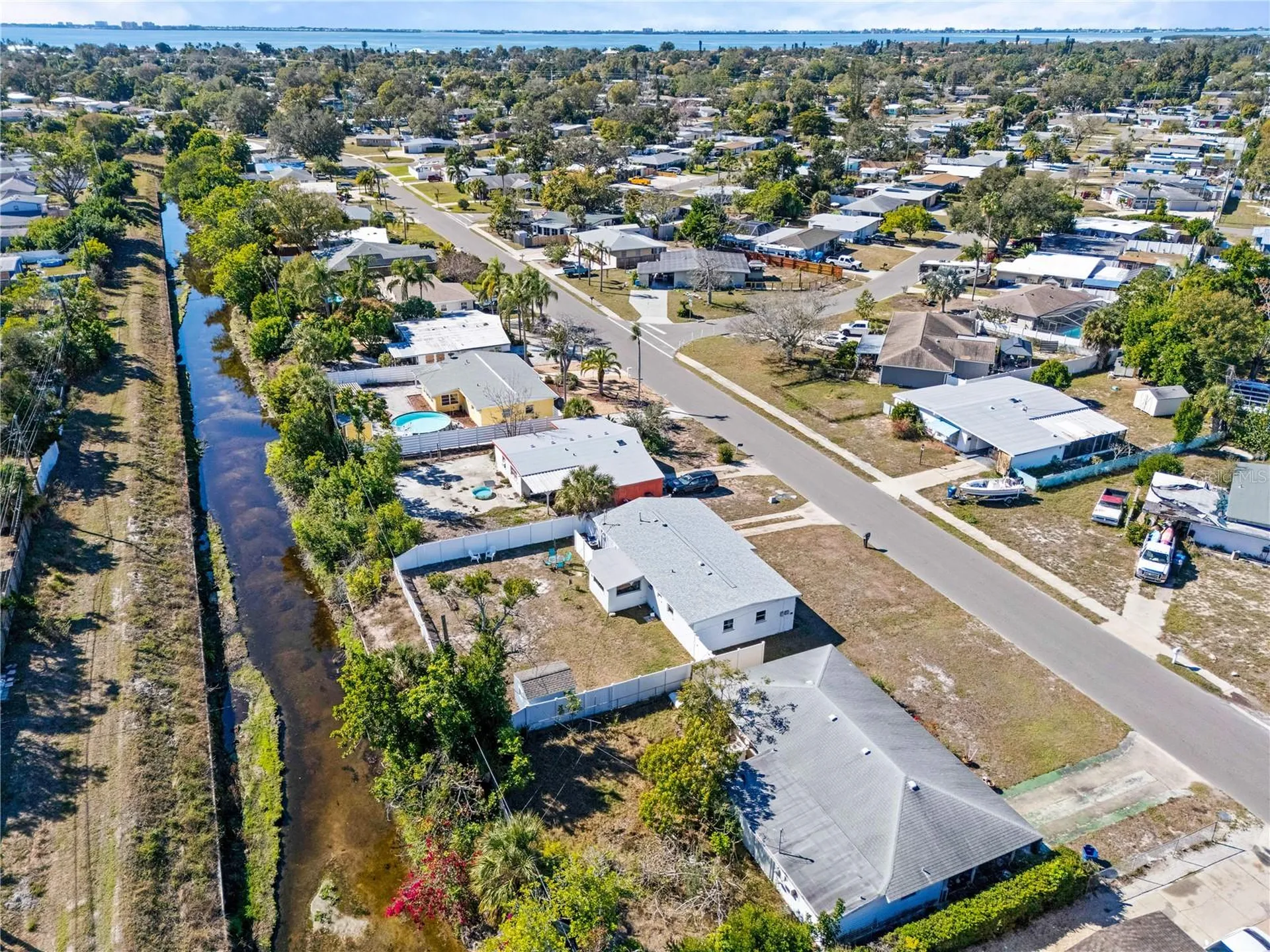 6227 Columbia Drive Bradenton FL 34207