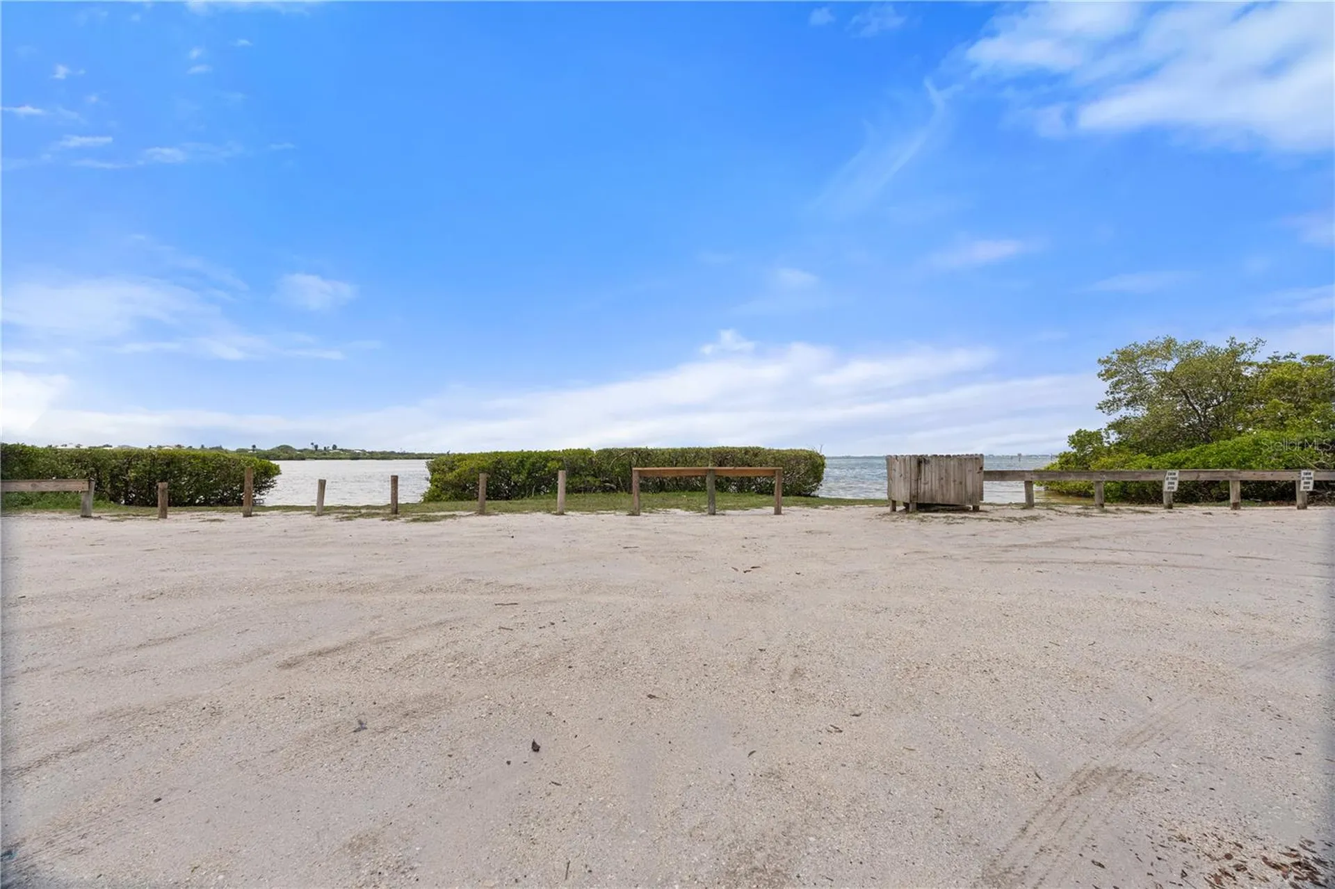 6227 Columbia Drive Bradenton FL 34207