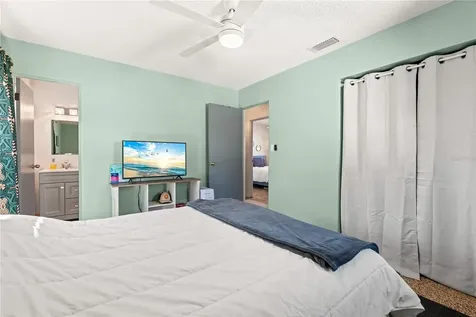 6227 Columbia Drive Bradenton FL 34207