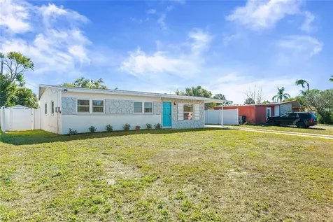 6227 Columbia Drive Bradenton FL 34207