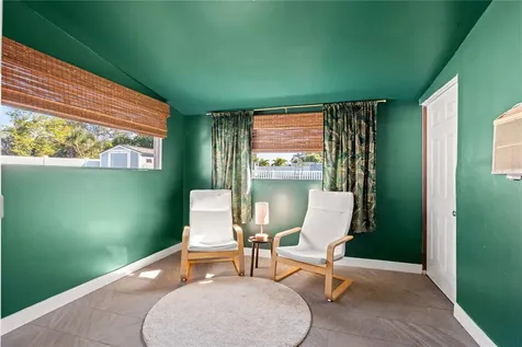 6227 Columbia Drive Bradenton FL 34207