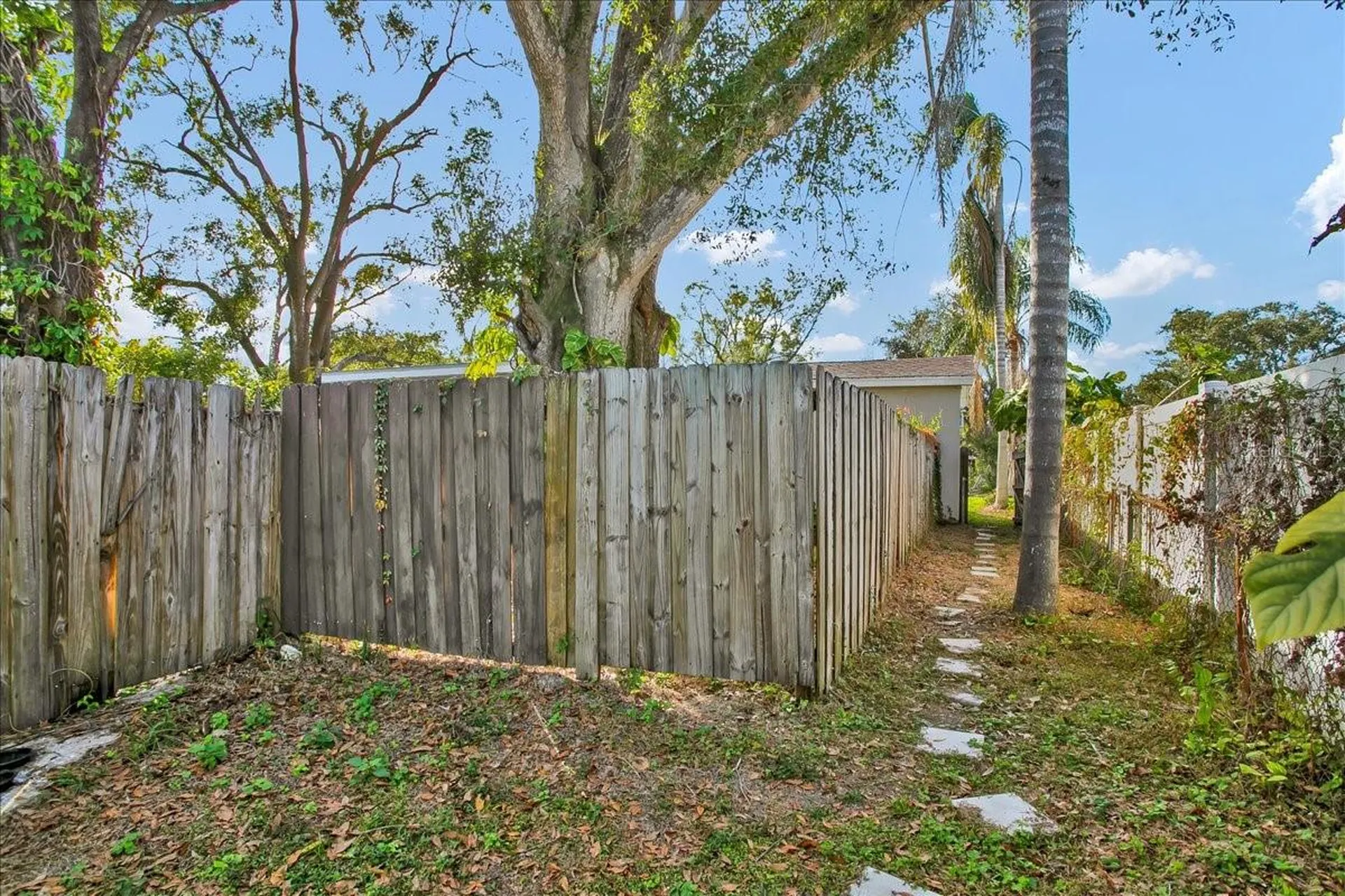 4017 Watson Road Tampa FL 33610