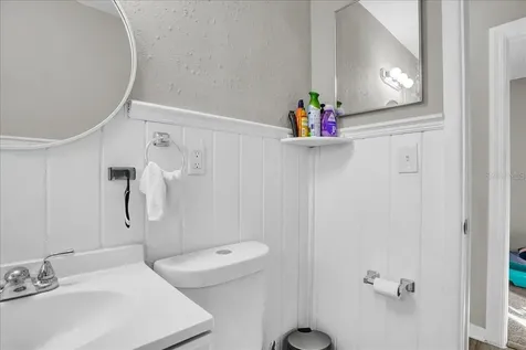 4017 Watson Road Tampa FL 33610