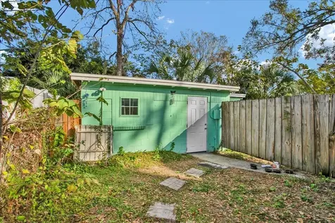 4017 Watson Road Tampa FL 33610