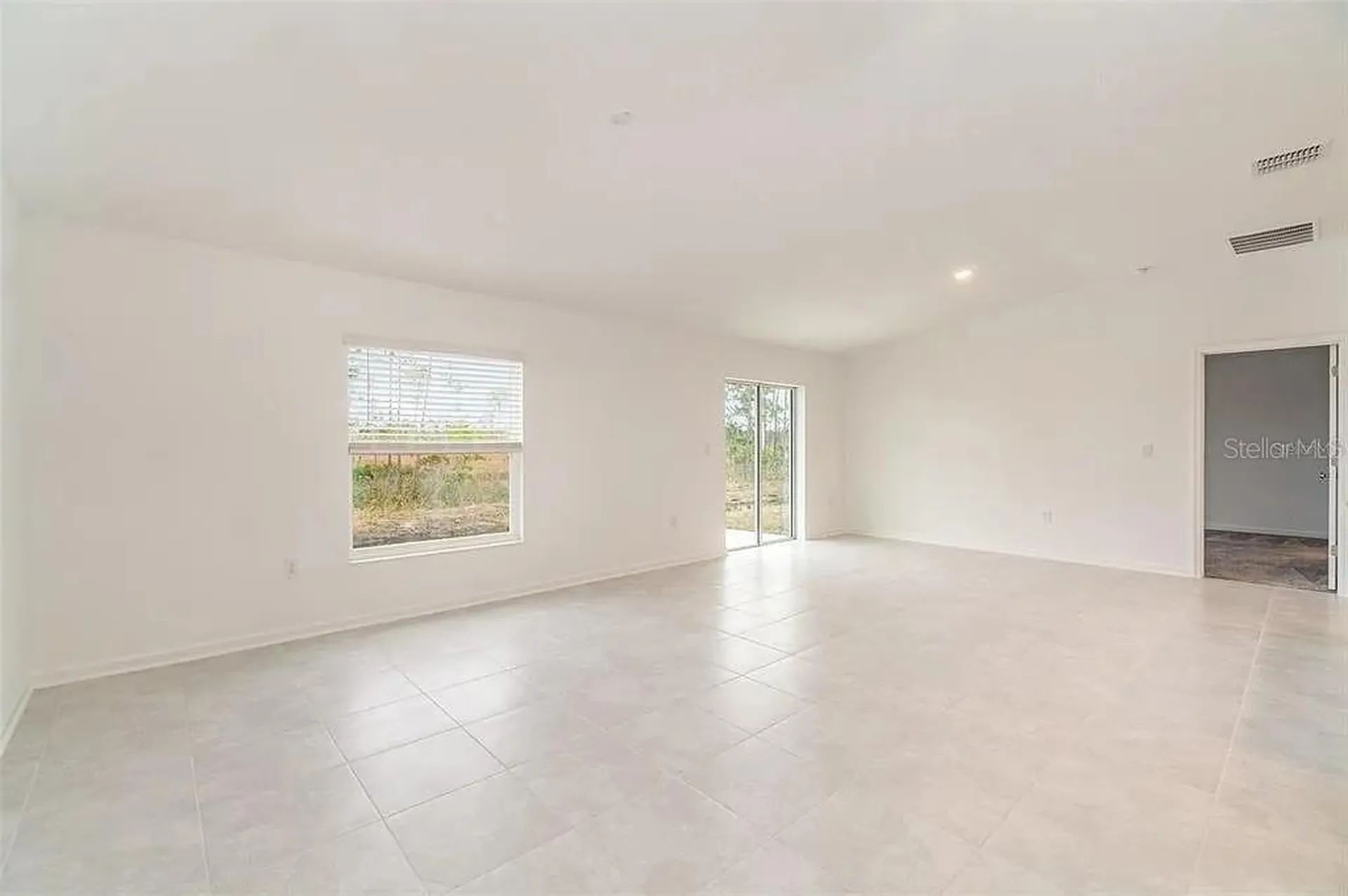 2220 Green Valley Street Daytona Beach FL 32124
