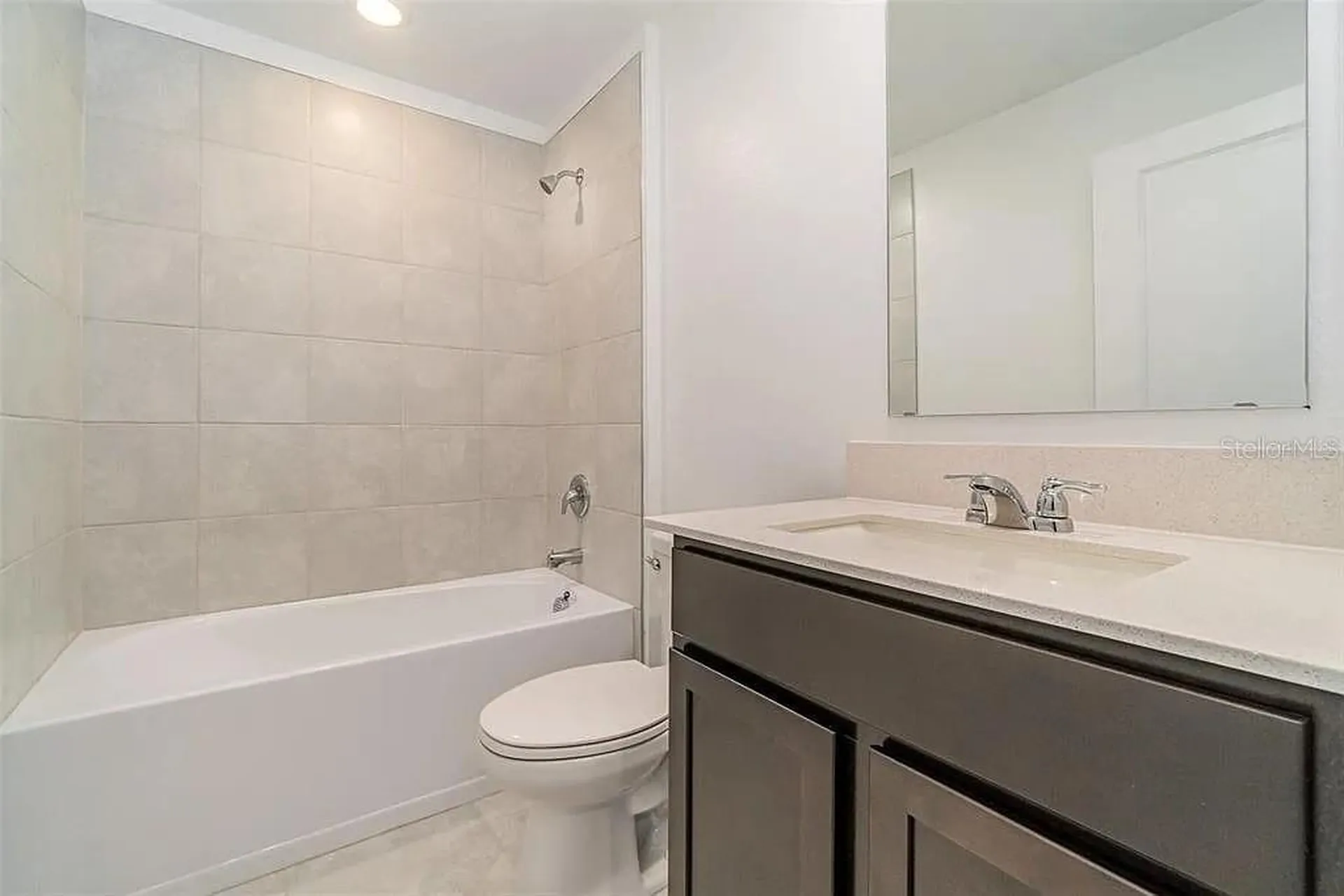 2220 Green Valley Street Daytona Beach FL 32124