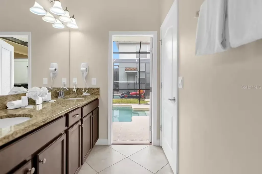 8802 Bamboo Palm Court Kissimmee FL 34747