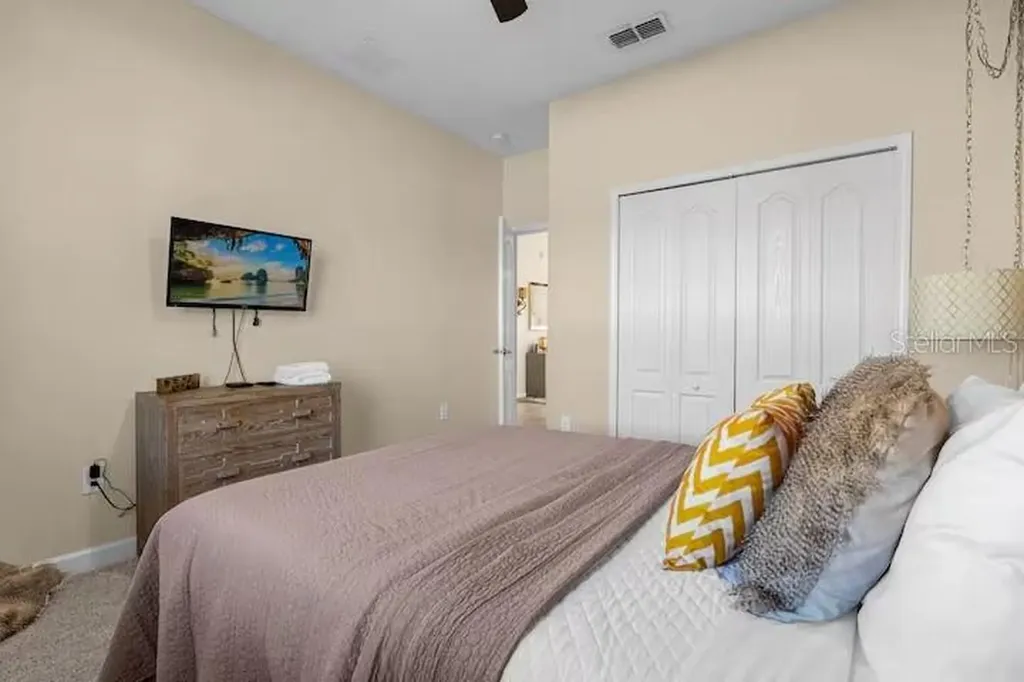 8802 Bamboo Palm Court Kissimmee FL 34747