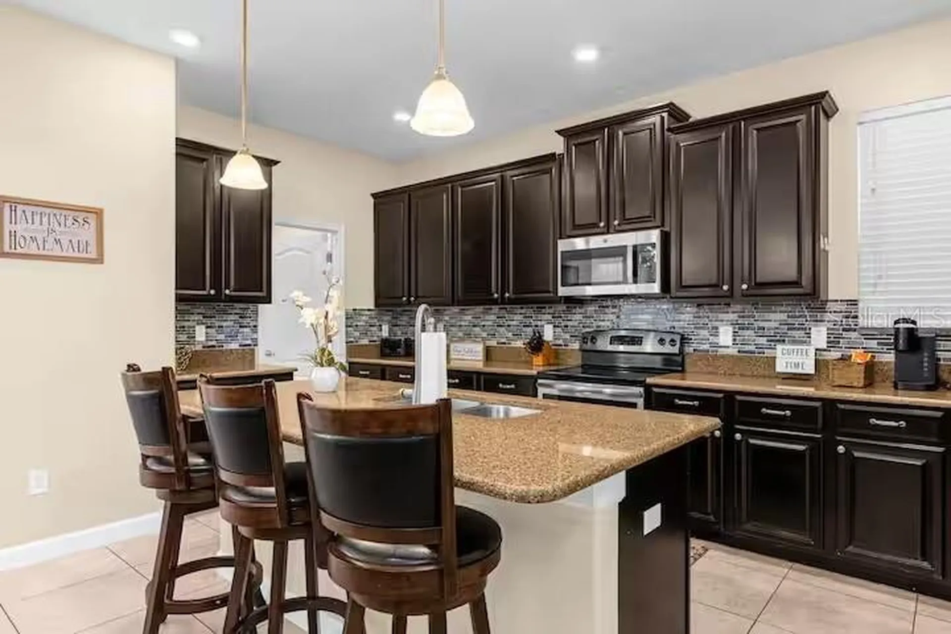 8802 Bamboo Palm Court Kissimmee FL 34747