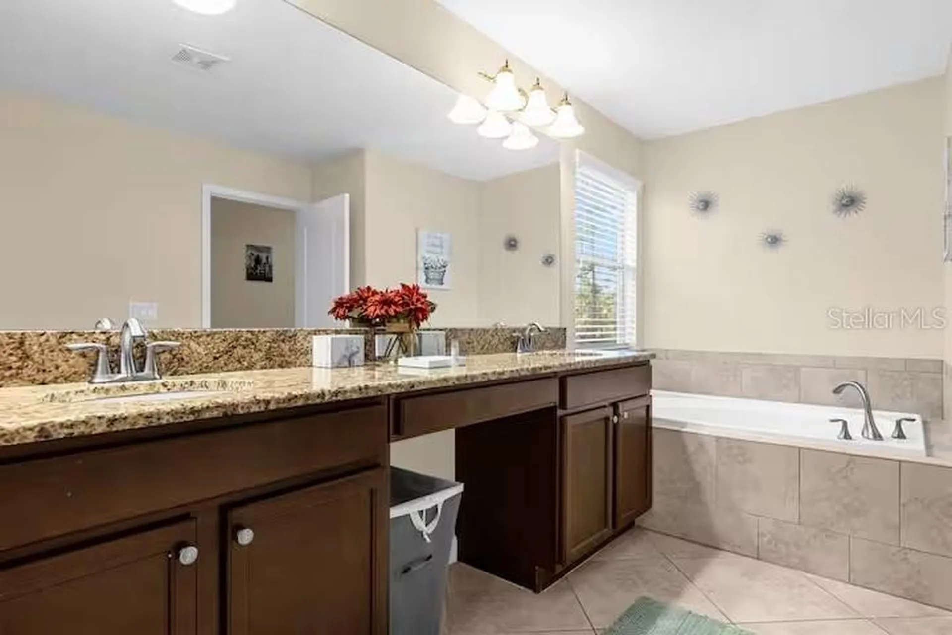 8802 Bamboo Palm Court Kissimmee FL 34747