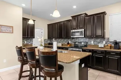 8802 Bamboo Palm Court Kissimmee FL 34747