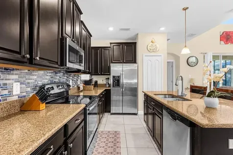 8802 Bamboo Palm Court Kissimmee FL 34747