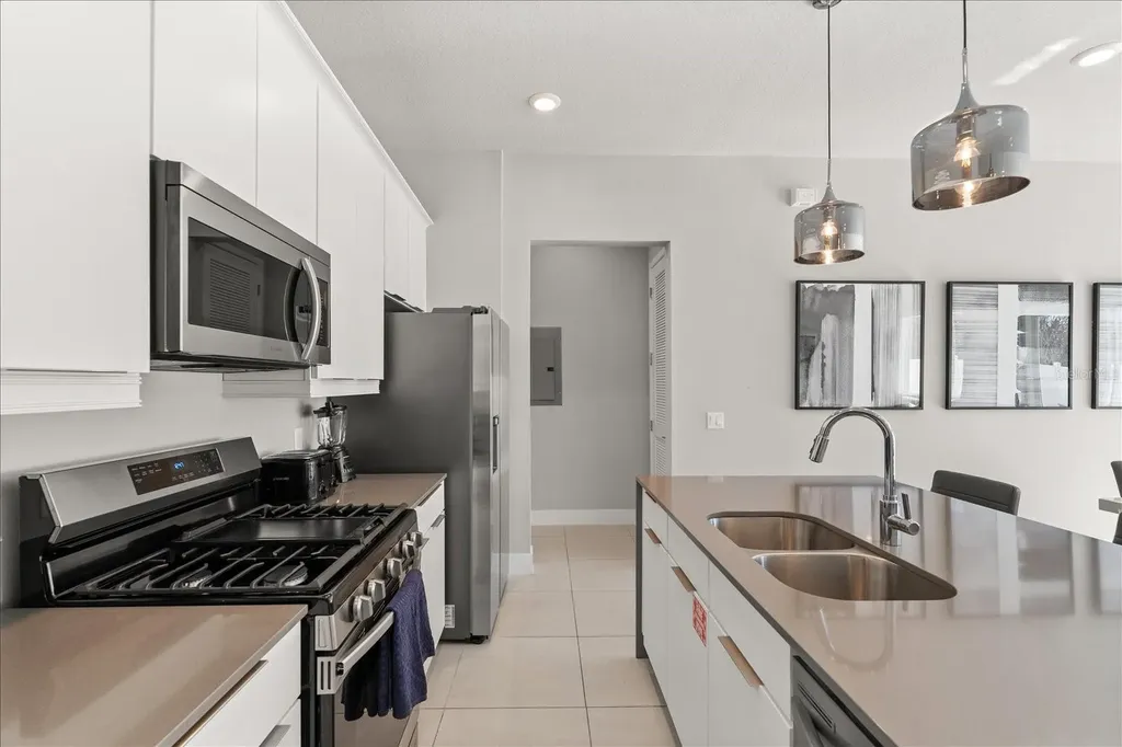 7760 Sandy Ridge Drive Reunion FL 34747