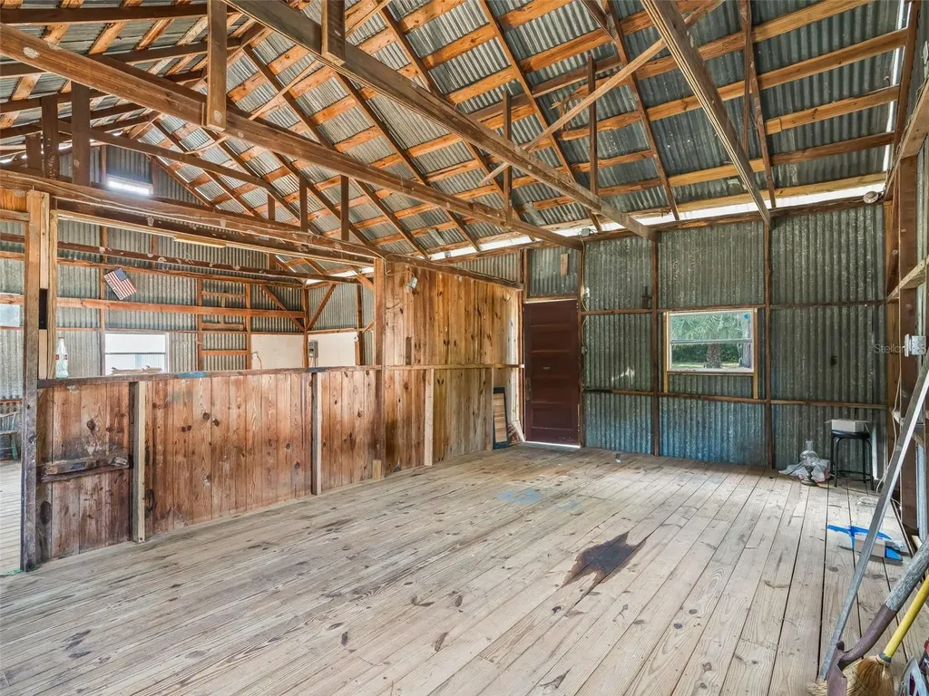 10487 SE Highway 42 Summerfield FL 34491