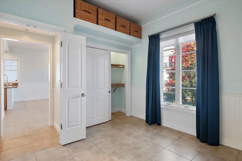 445 N Orange Avenue Sarasota FL 34236