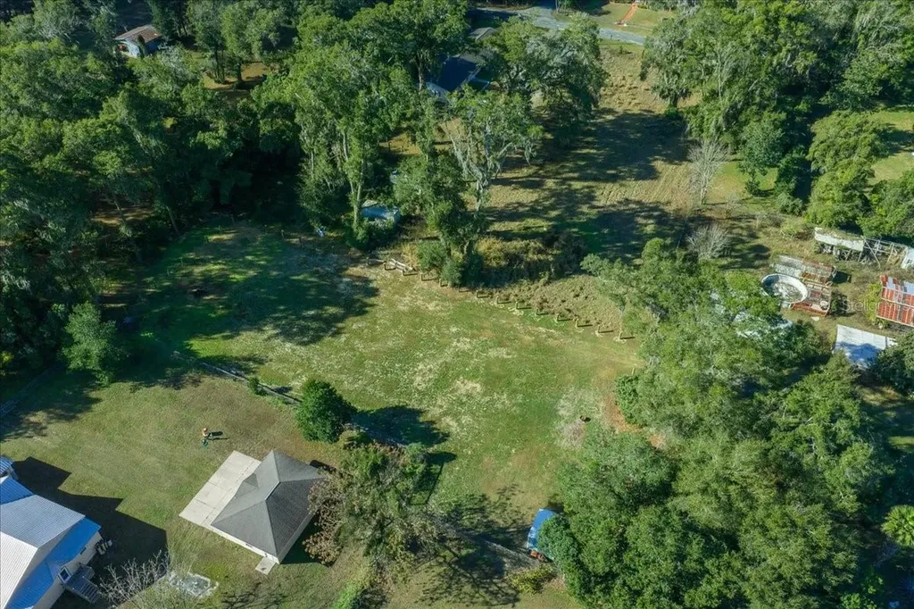 2026 NE 97th Street Road Anthony FL 32617