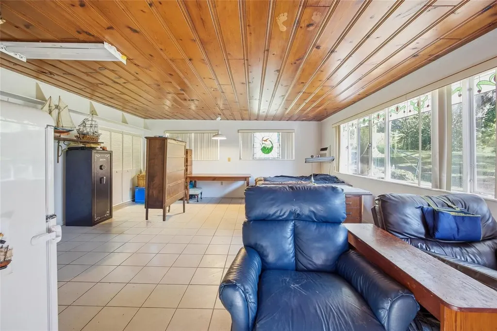 280 Palm Court Umatilla FL 32784
