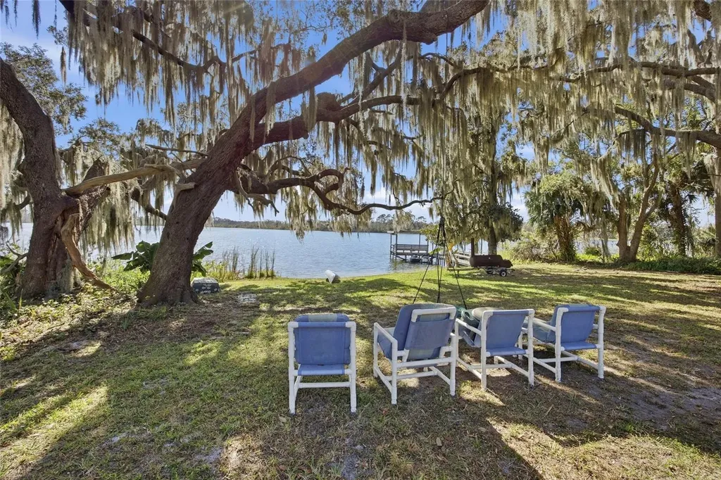 280 Palm Court Umatilla FL 32784