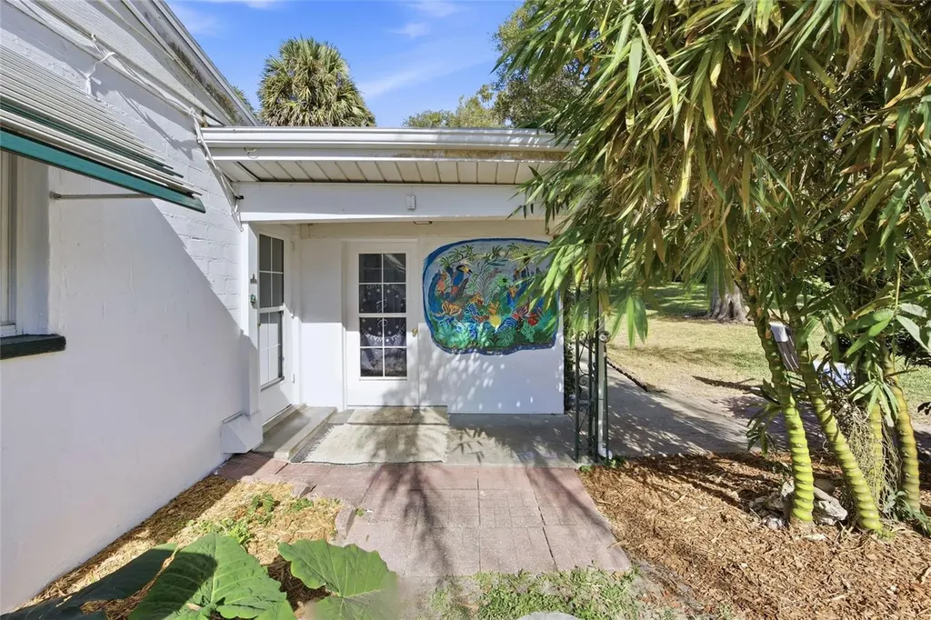 280 Palm Court Umatilla FL 32784