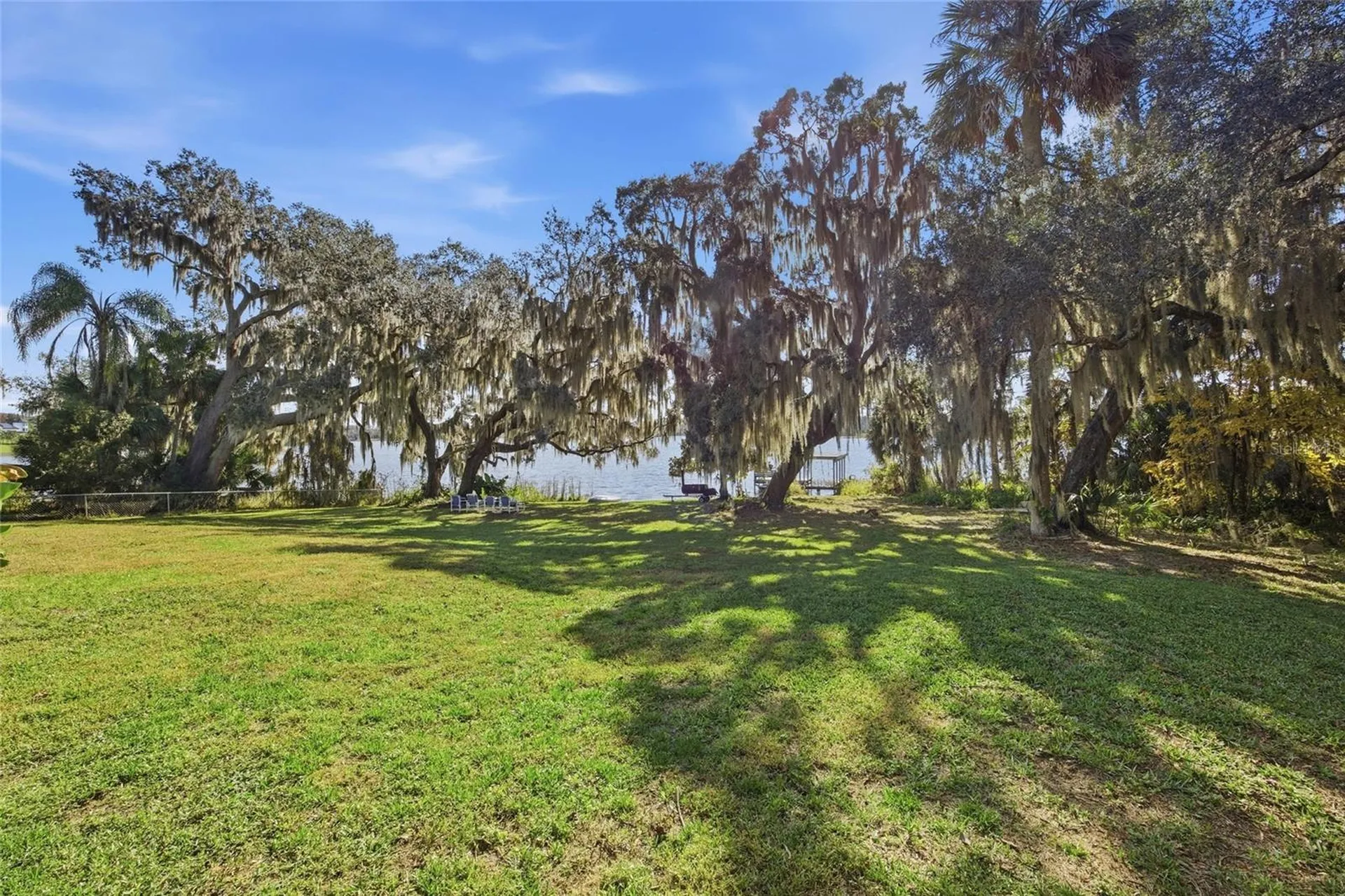 280 Palm Court Umatilla FL 32784