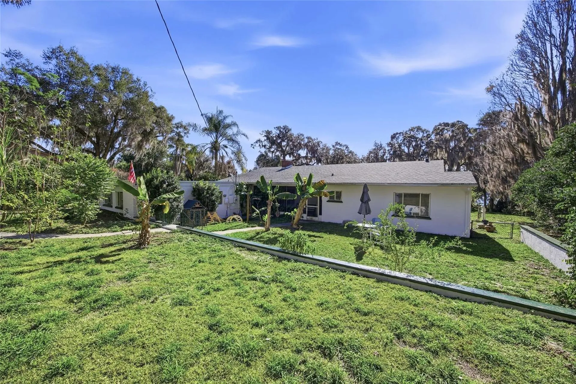 280 Palm Court Umatilla FL 32784