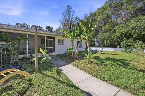 280 Palm Court Umatilla FL 32784