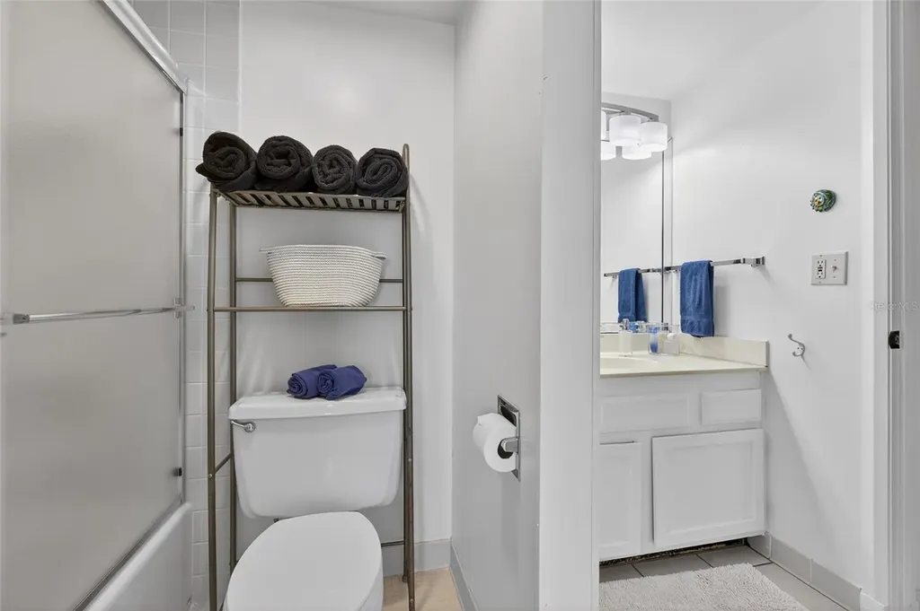 5950 Pelican Bay Plaza S Gulfport FL 33707