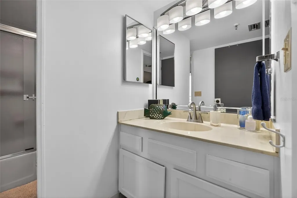 5950 Pelican Bay Plaza S Gulfport FL 33707