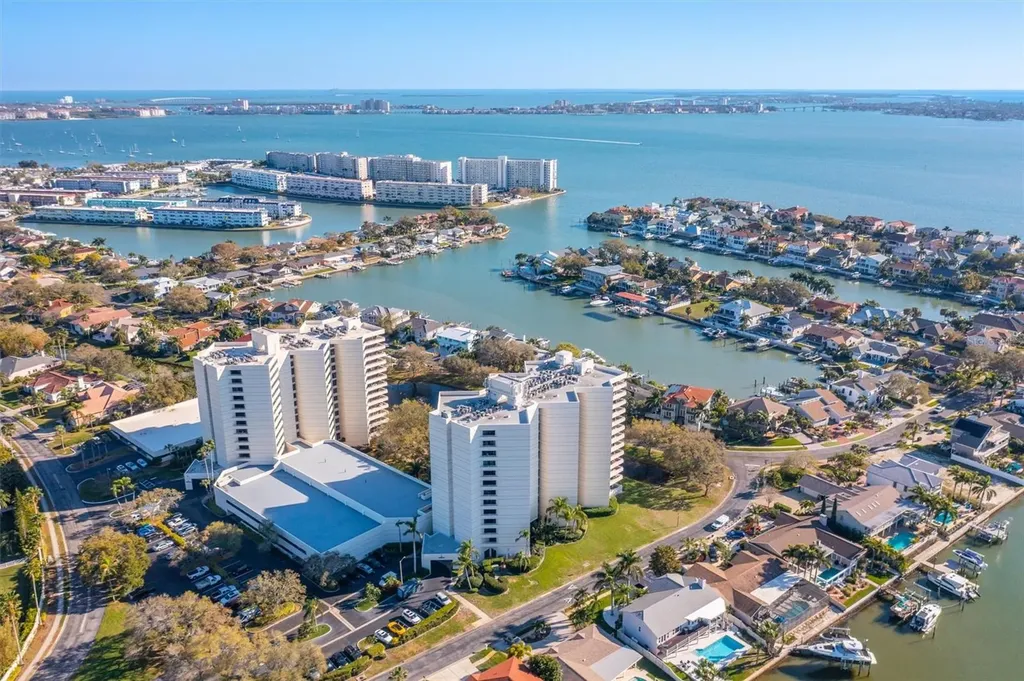 5950 Pelican Bay Plaza S Gulfport FL 33707