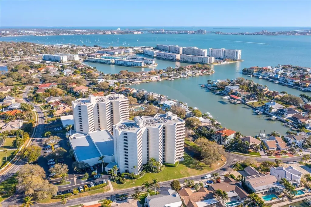 5950 Pelican Bay Plaza S Gulfport FL 33707