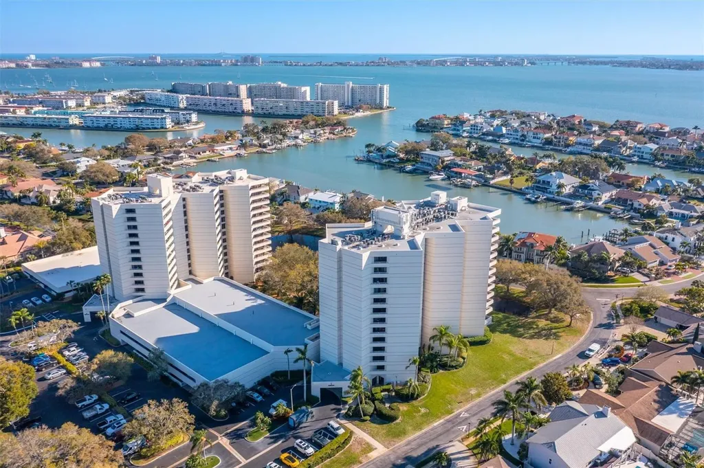 5950 Pelican Bay Plaza S Gulfport FL 33707