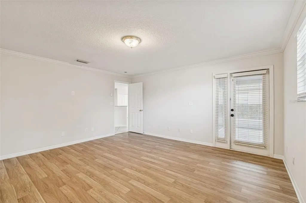 2515 W Leroy Street Tampa FL 33607