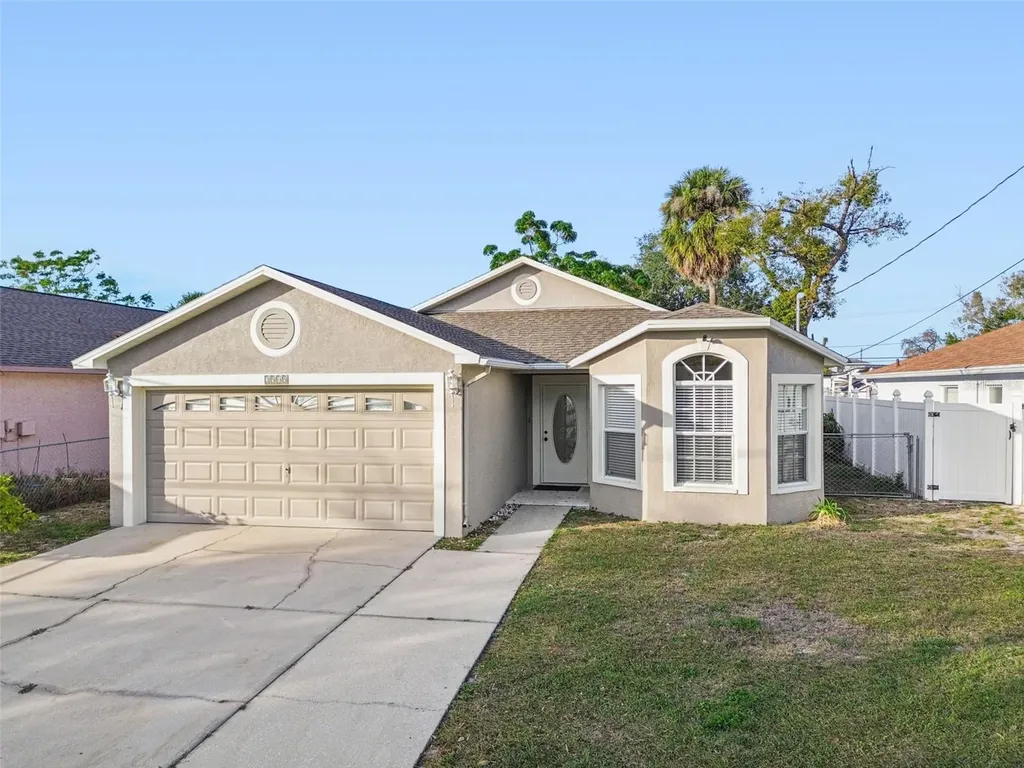2515 W Leroy Street Tampa FL 33607