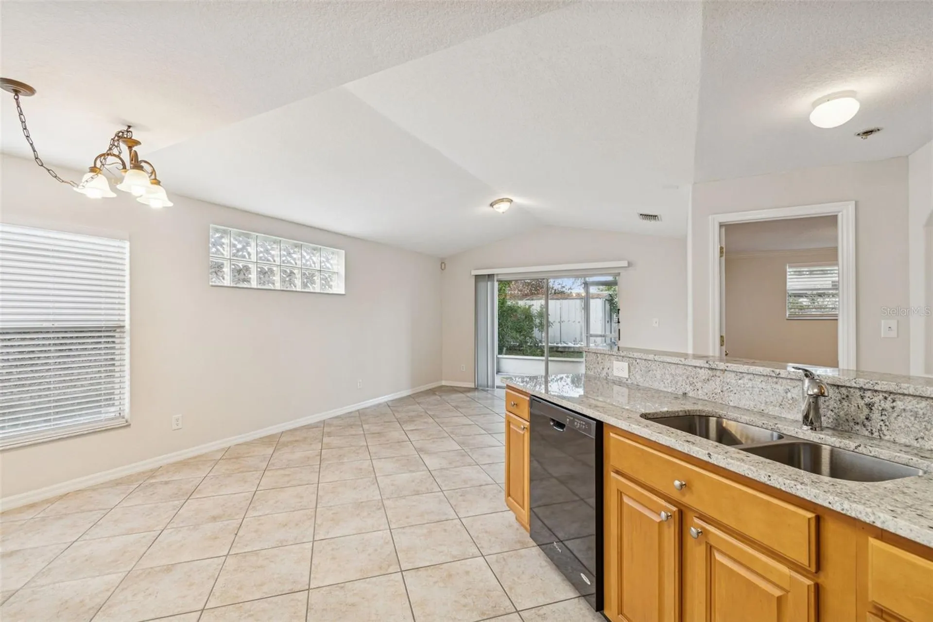 2515 W Leroy Street Tampa FL 33607
