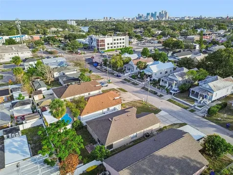 2515 W Leroy Street Tampa FL 33607