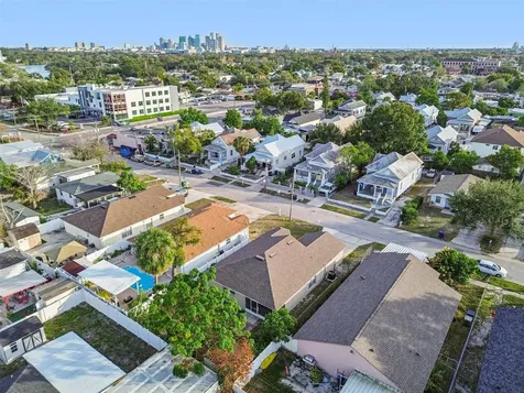 2515 W Leroy Street Tampa FL 33607