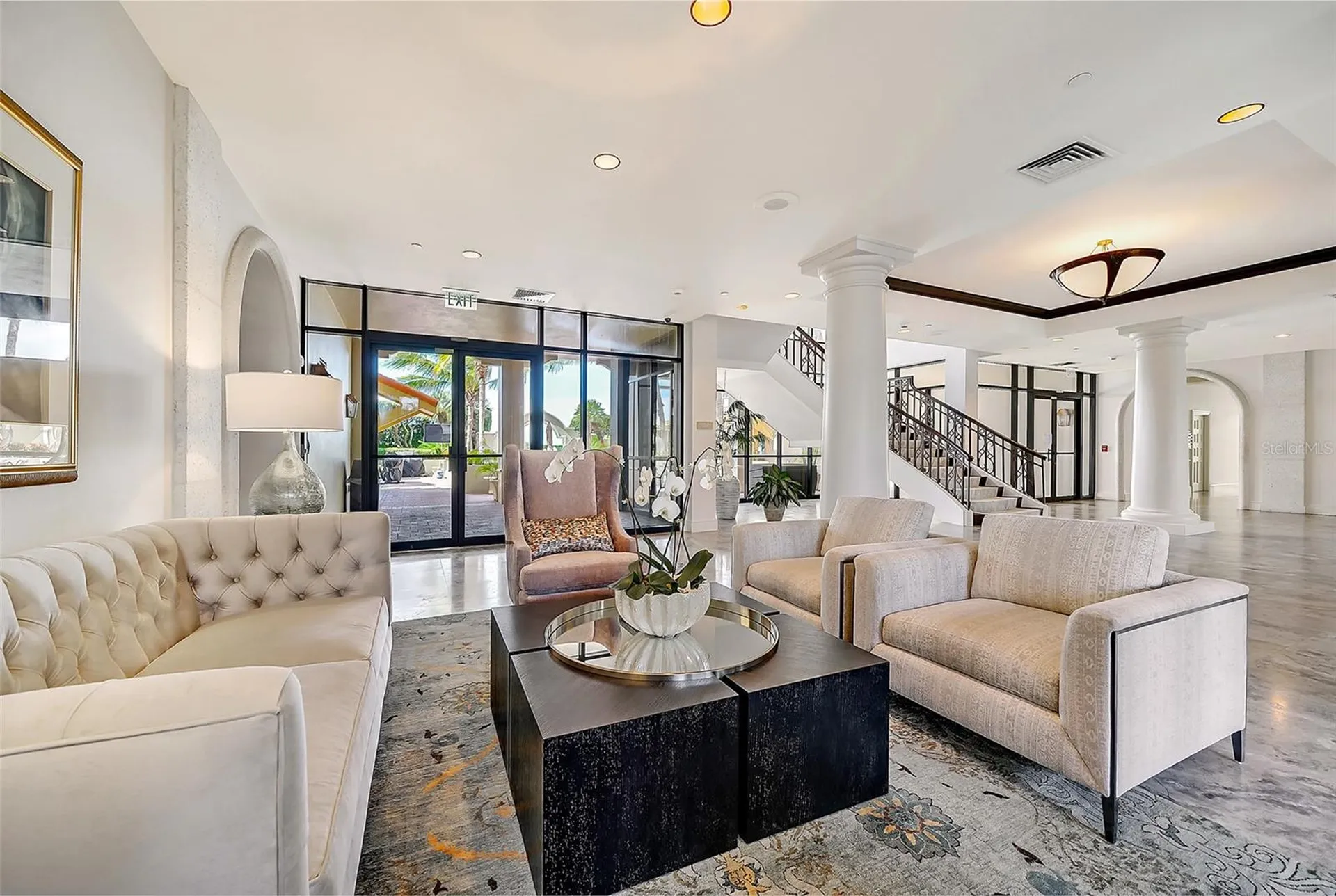 1281 Gulf Of Mexico Drive Longboat Key FL 34228