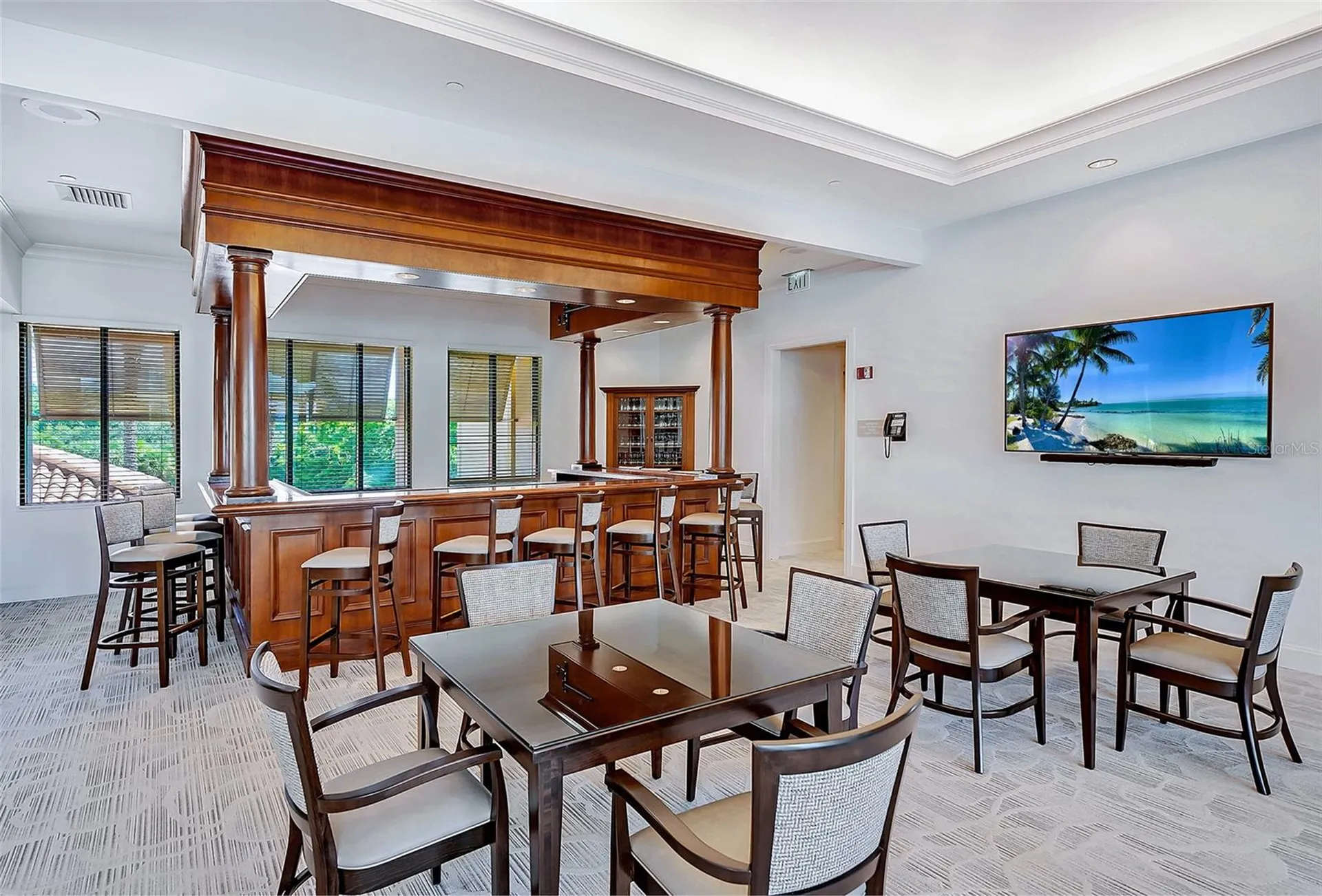 1281 Gulf Of Mexico Drive Longboat Key FL 34228