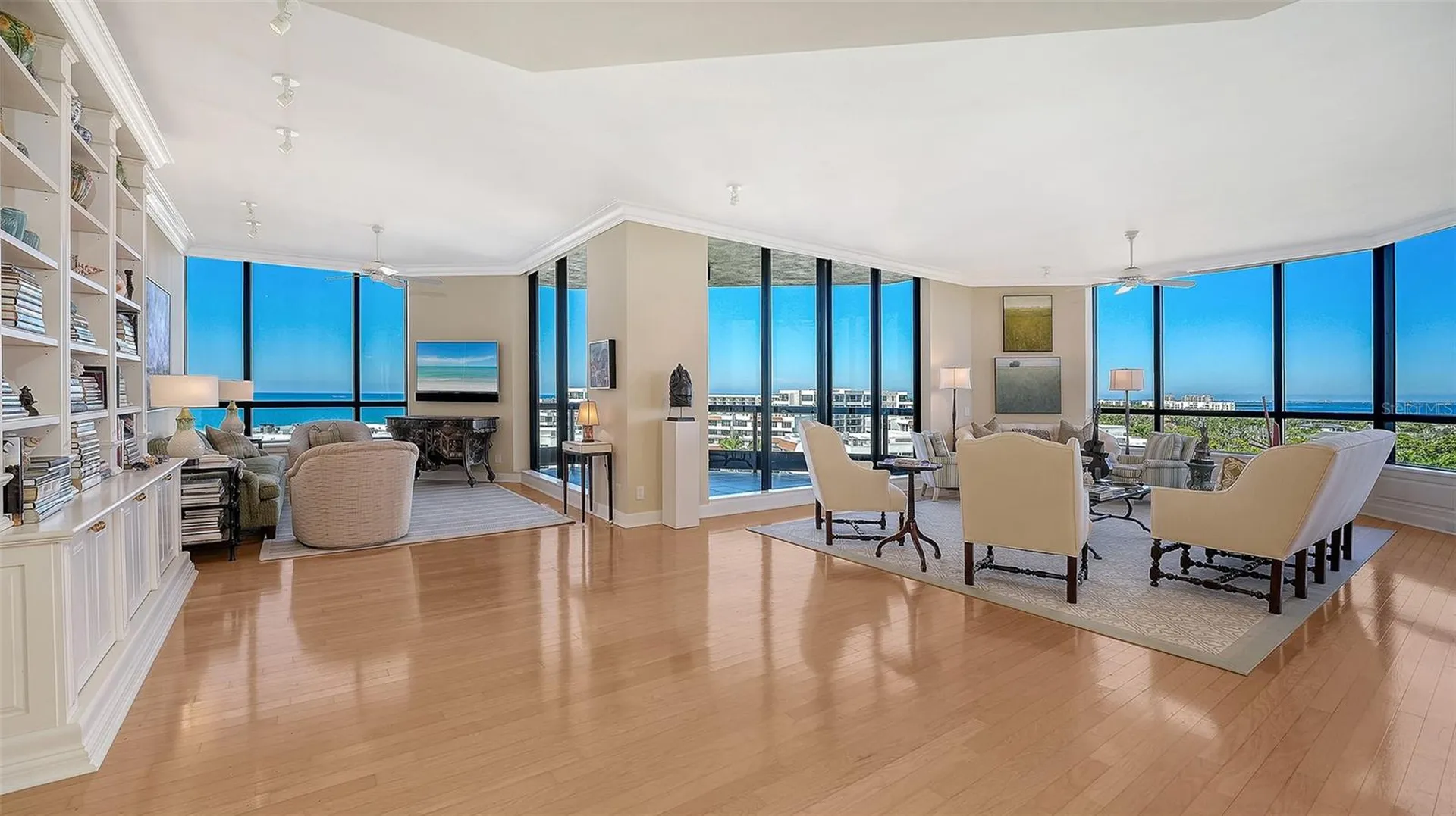 1281 Gulf Of Mexico Drive Longboat Key FL 34228