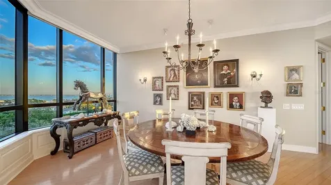 1281 Gulf Of Mexico Drive Longboat Key FL 34228
