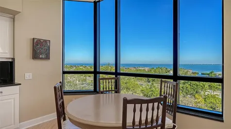 1281 Gulf Of Mexico Drive Longboat Key FL 34228