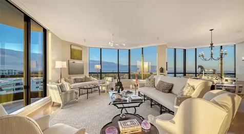 1281 Gulf Of Mexico Drive Longboat Key FL 34228