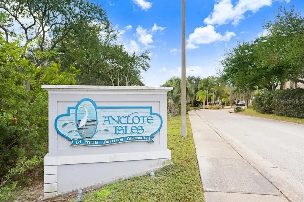 1161 Marina Drive Tarpon Springs FL 34689