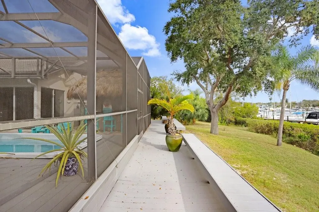 1161 Marina Drive Tarpon Springs FL 34689