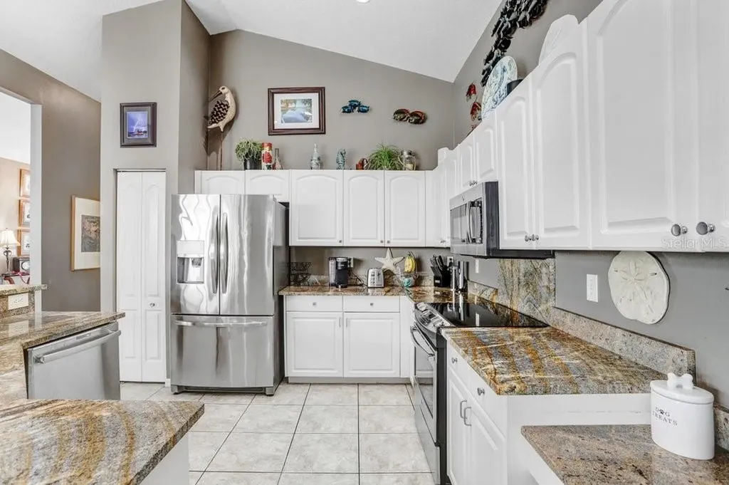 1161 Marina Drive Tarpon Springs FL 34689