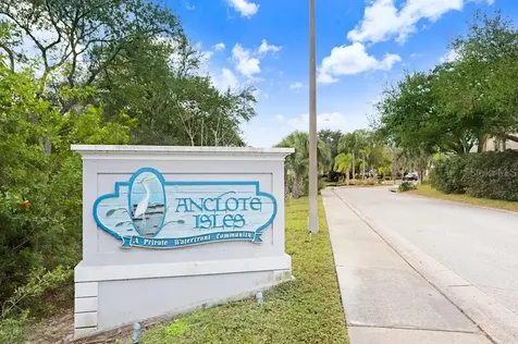 1161 Marina Drive Tarpon Springs FL 34689